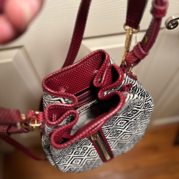 Elizabeth and James Geometric Bucket Bag – Black/White with Burgundy Strap - Picture 12 of 16